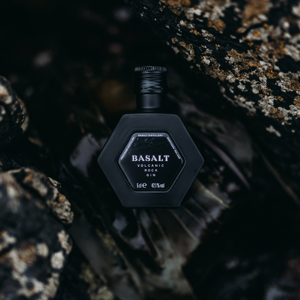 Basalt Volcanic Rock Gin Miniature (5cl)